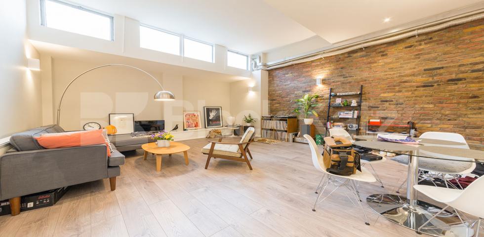 			WAREHOUSE CONVERSION IN ANGEL-OLD STREET-SHOREDITCH, 1 Bedroom, 1 bath, 1 reception Flat			 EAGLE HOUSE-EAGLE WHARF ROAD, ANGEL-OLD STREET-SHOREDITCH
